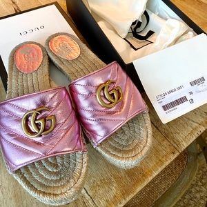 Authentic Gucci espadrilles Beautiful Metallic!